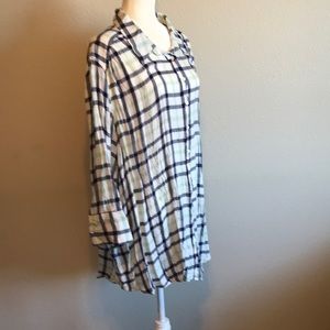 Melissa McCarthy Tops - Melissa McCarthy Blouse, Tunic Melissa McCarthy Tops - Melissa McCarthy Blouse, Tunic